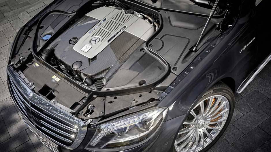 Equipado com uma transmissão automatizada de sete marchas, ele precisa de apenas 4,3 segundos para acelerar de 0 a 100 km/h e chega aos 250 km/h | <a href="https://beta-develop.quatrorodas.abril.com.br/carros/lancamentos//mercedes-benz-s65-amg-759711.shtml" rel="migration"></a> Equipado com uma transmissão automatizada de sete marchas, ele precisa de apenas 4,3 segundos para acelerar de 0 a 100 km/h e chega aos 250 km/h | <a href="https://beta-develop.quatrorodas.abril.com.br/carros/lancamentos//mercedes-benz-s65-amg-759711.shtml" rel="migration"></a>