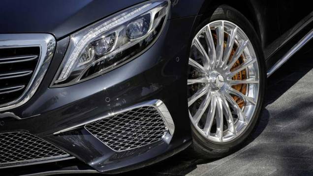 Disponível apenas na configuração de entre-eixos alongado, o S65 AMG será lançado em março por módicos 232.050 euros | <a href="https://beta-develop.quatrorodas.abril.com.br/carros/lancamentos//mercedes-benz-s65-amg-759711.shtml" rel="migration">Leia mais</a> Disponível apenas na configuração de entre-eixos alongado, o S65 AMG será lançado em março por módicos 232.050 euros | <a href="https://beta-develop.quatrorodas.abril.com.br/carros/lancamentos//mercedes-benz-s65-amg-759711.shtml" rel="migration">Leia mais</a>