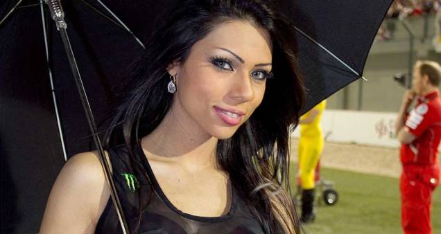 Garotas embelezam o GP do Qatar Garotas embelezam o GP do Qatar