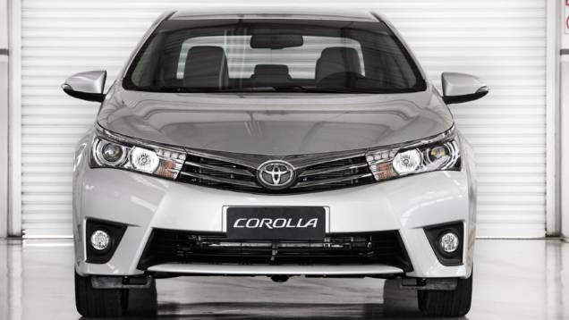O novo Corolla está totalmente remodelado e começa a ser produzido em Indaiatuba (SP) | <a href="https://beta-develop.quatrorodas.abril.com.br/carros/lancamentos/novo-toyota-corolla-776356.shtml" rel="migration">Leia mais</a> O novo Corolla está totalmente remodelado e começa a ser produzido em Indaiatuba (SP) | <a href="https://beta-develop.quatrorodas.abril.com.br/carros/lancamentos/novo-toyota-corolla-776356.shtml" rel="migration">Leia mais</a>