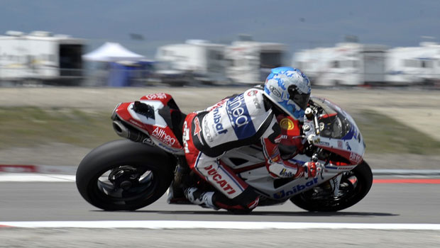 Checa conquistou a pole nos EUA Checa conquistou a pole nos EUA