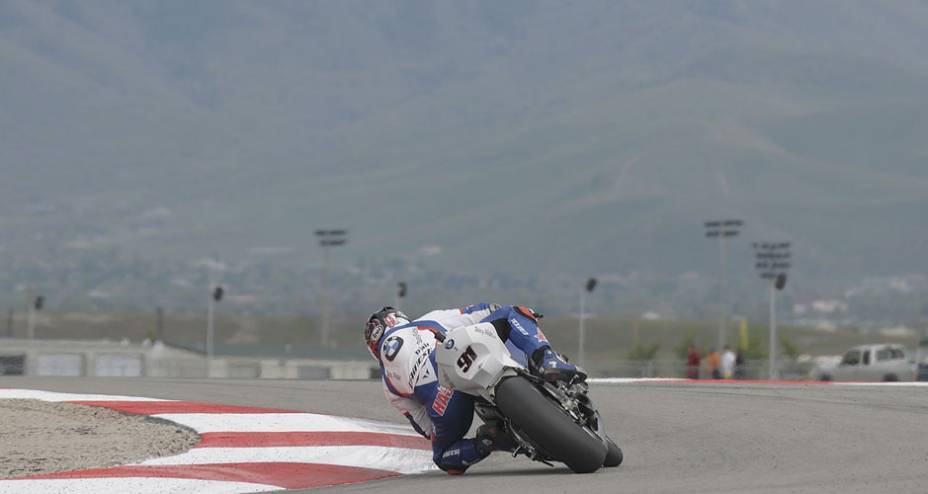 Com sua BMW, Leon Haslam sai em 12&ordm; lugar