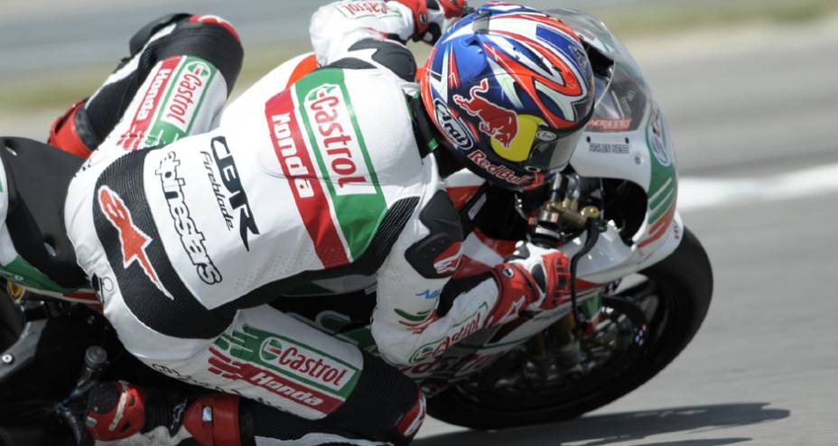 Rea foi mal e larga apenas em 13º Rea foi mal e larga apenas em 13º