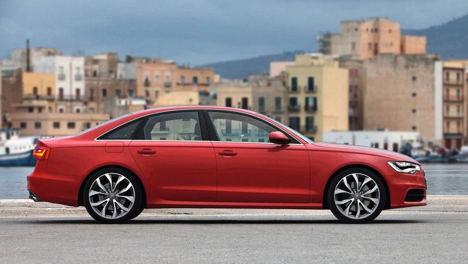 O novo A6 sobe na vida depois de herdar desenhoe tecnologia dos primos A7 e A8 O novo A6 sobe na vida depois de herdar desenhoe tecnologia dos primos A7 e A8