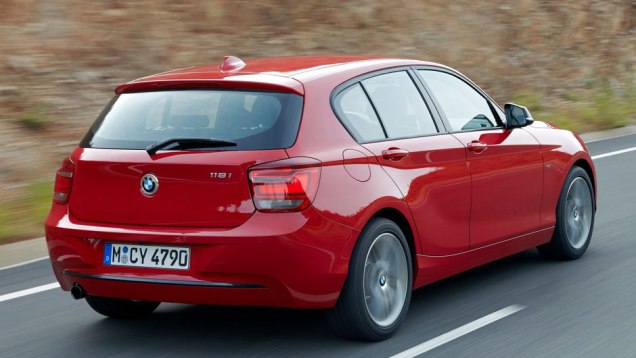 Segunda gera&ccedil;&atilde;o do hatchback cresce, ganha novos motores e fica mais requintada
