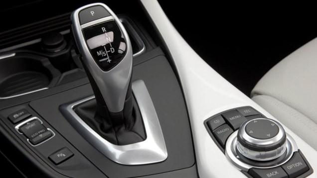 Segunda gera&ccedil;&atilde;o do hatchback cresce, ganha novos motores e fica mais requintada