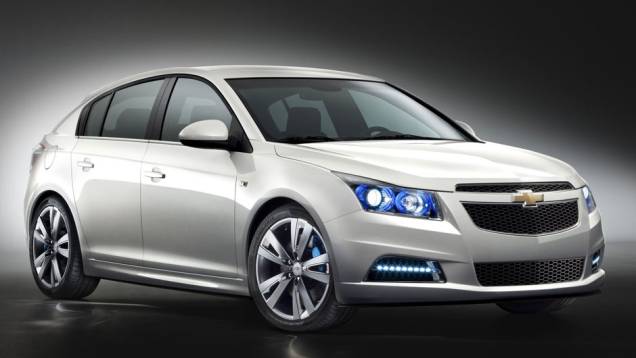 Sem porta-malas saliente, modelo pode vir para o mercado brasileiro nos próximos meses Sem porta-malas saliente, modelo pode vir para o mercado brasileiro nos próximos meses