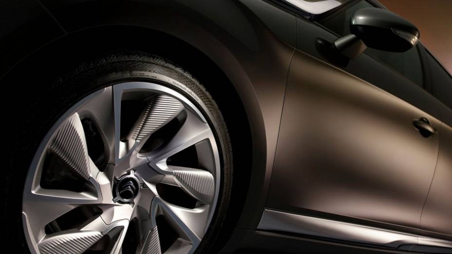 Citro&euml;n DS5 | <a href="https://beta-develop.quatrorodas.abril.com.br/salao-do-automovel/2012/carros/ds5-703947.shtml" rel="migration">Leia mais</a>