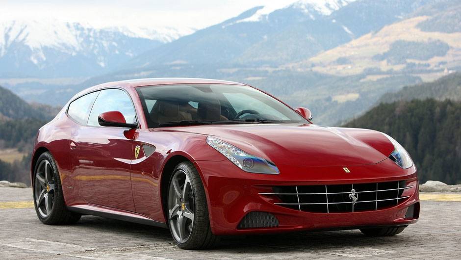 Cupê, perua ou crossover? A nova criação de Maranello está pronta para dividir opiniões Cupê, perua ou crossover? A nova criação de Maranello está pronta para dividir opiniões