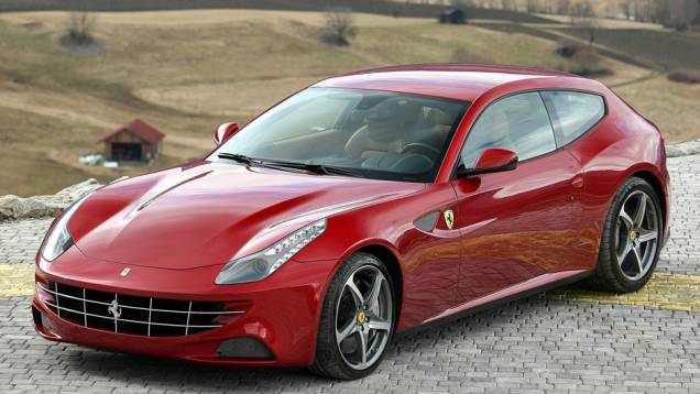 Cup&ecirc;, perua ou crossover? A nova cria&ccedil;&atilde;o de Maranello est&aacute; pronta para dividir opini&otilde;es