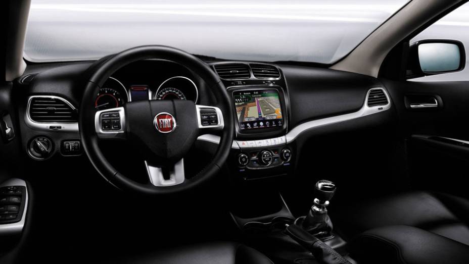 Sinal dos tempos: crossover projetado pela Dodge ganha cidadania italiana Sinal dos tempos: crossover projetado pela Dodge ganha cidadania italiana