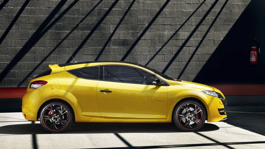 Edi&ccedil;&atilde;o esportiva do hatch entrega 265 cv e ter&aacute; 500 unidades produzidas