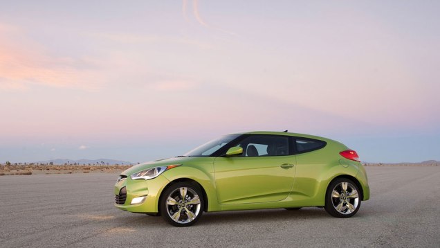 Seu lançamento aconteceu no Salão de Detroit, em janeiro | <a href="https://beta-develop.quatrorodas.abril.com.br/carros/lancamentos/hyundai-veloster-641581.shtml" rel="migration">Leia mais</a> Seu lançamento aconteceu no Salão de Detroit, em janeiro | <a href="https://beta-develop.quatrorodas.abril.com.br/carros/lancamentos/hyundai-veloster-641581.shtml" rel="migration">Leia mais</a>
