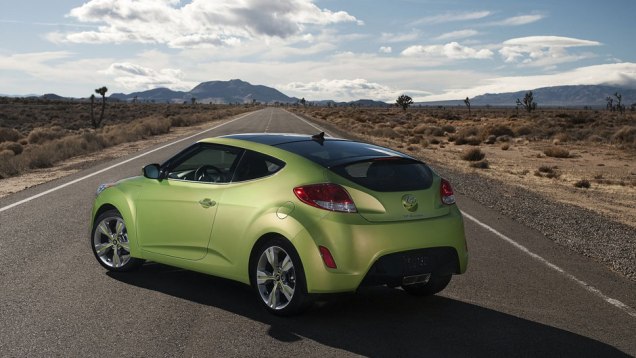 Modelo ousa no design e n&atilde;o possui concorrente direto | <a href="https://beta-develop.quatrorodas.abril.com.br/carros/lancamentos/hyundai-veloster-641581.shtml" rel="migration">Leia mais</a>