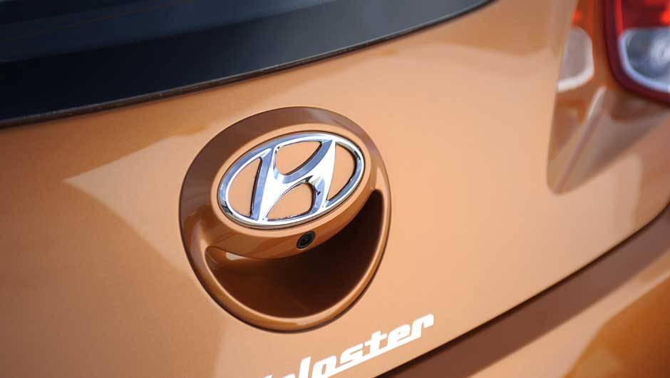 Valor do modelo parte de R$ 75.700 | <a href="https://beta-develop.quatrorodas.abril.com.br/carros/lancamentos/hyundai-veloster-641581.shtml" rel="migration">Leia mais</a> Valor do modelo parte de R$ 75.700 | <a href="https://beta-develop.quatrorodas.abril.com.br/carros/lancamentos/hyundai-veloster-641581.shtml" rel="migration">Leia mais</a>