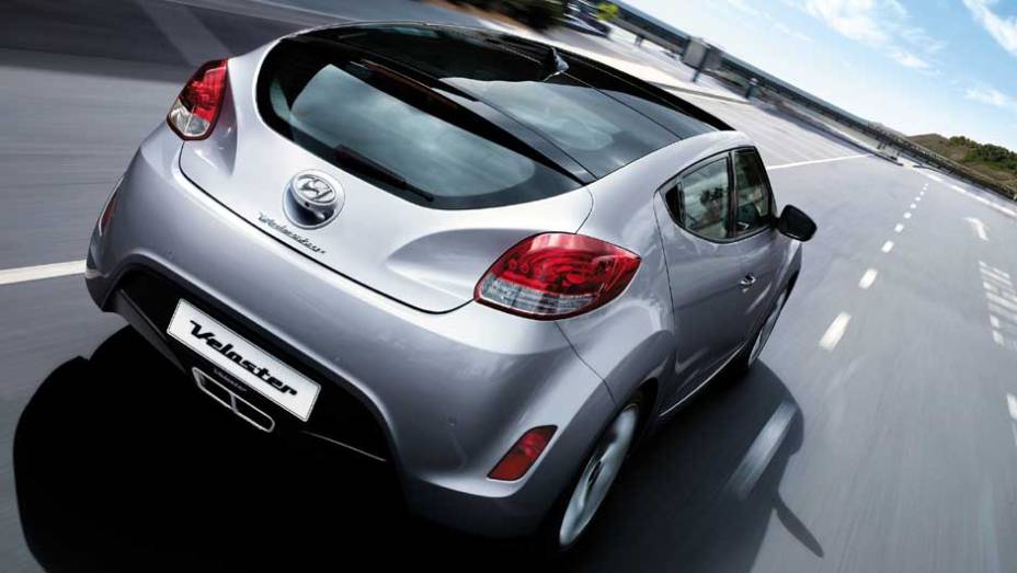 <a href="https://beta-develop.quatrorodas.abril.com.br/carros/lancamentos/hyundai-veloster-641581.shtml" rel="migration">Leia mais</a>