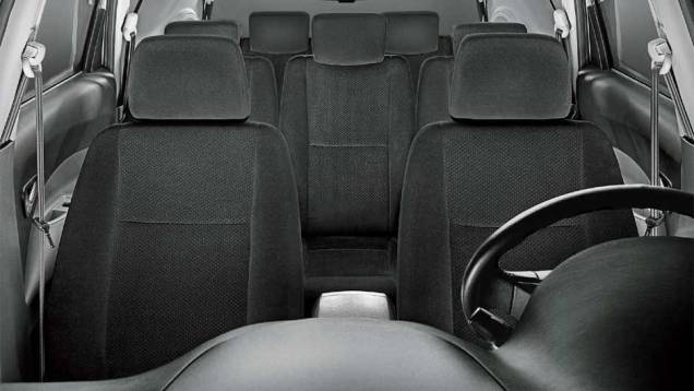 Minivan é o terceiro modelo da marca a desembarcar no Brasil. <a href="https://beta-develop.quatrorodas.abril.com.br/carros/lancamentos/jac-j6-635765.shtml" rel="migration">Leia mais</a> Minivan é o terceiro modelo da marca a desembarcar no Brasil. <a href="https://beta-develop.quatrorodas.abril.com.br/carros/lancamentos/jac-j6-635765.shtml" rel="migration">Leia mais</a>