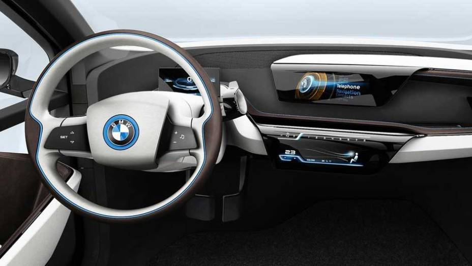 Compacto de quatro lugares, modelo inaugura a submarca de veículos elétricos da BMW. <a href="https://beta-develop.quatrorodas.abril.com.br/noticias/sustentabilidade-bmw-revela-detalhes-divisao-eletrica-i-natali-chiconi-297169_p.shtml" rel="migration">Leia mais</a>