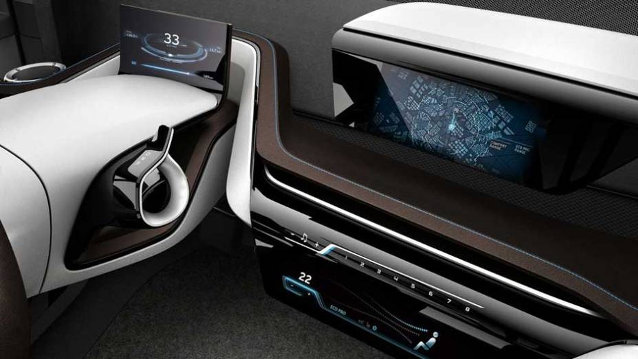 Compacto de quatro lugares, modelo inaugura a submarca de veículos elétricos da BMW. <a href="https://beta-develop.quatrorodas.abril.com.br/noticias/sustentabilidade-bmw-revela-detalhes-divisao-eletrica-i-natali-chiconi-297169_p.shtml" rel="migration">Leia mais</a>