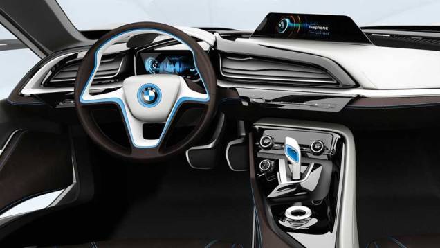 Esportivo de linhas futuristas, ele inaugura a divisão "i" de carros elétricos da BMW. <a href="https://beta-develop.quatrorodas.abril.com.br/noticias/sustentabilidade-bmw-revela-detalhes-divisao-eletrica-i-natali-chiconi-297169_p.shtml" rel="migration">Leia mais</a> Esportivo de linhas futuristas, ele inaugura a divisão "i" de carros elétricos da BMW. <a href="https://beta-develop.quatrorodas.abril.com.br/noticias/sustentabilidade-bmw-revela-detalhes-divisao-eletrica-i-natali-chiconi-297169_p.shtml" rel="migration">Leia mais</a>