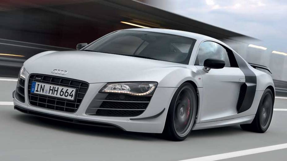 R$ 1 milh&atilde;o: este &eacute; o pre&ccedil;o para levar o R8 GT para casa. <a href="https://beta-develop.quatrorodas.abril.com.br/noticias/audi-lanca-seu-primeiro-carro-r-1-milhao-brasil-299224_p.shtml" rel="migration">Leia mais</a>