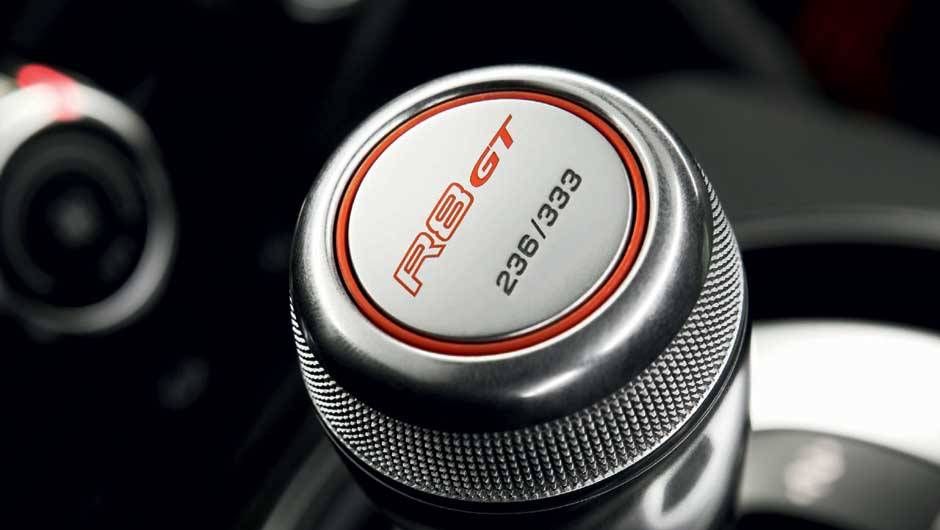 O c&acirc;mbio indica: ser&atilde;o apenas 333 unidades produzidas. <a href="https://beta-develop.quatrorodas.abril.com.br/noticias/audi-lanca-seu-primeiro-carro-r-1-milhao-brasil-299224_p.shtml" rel="migration">Leia mais</a>