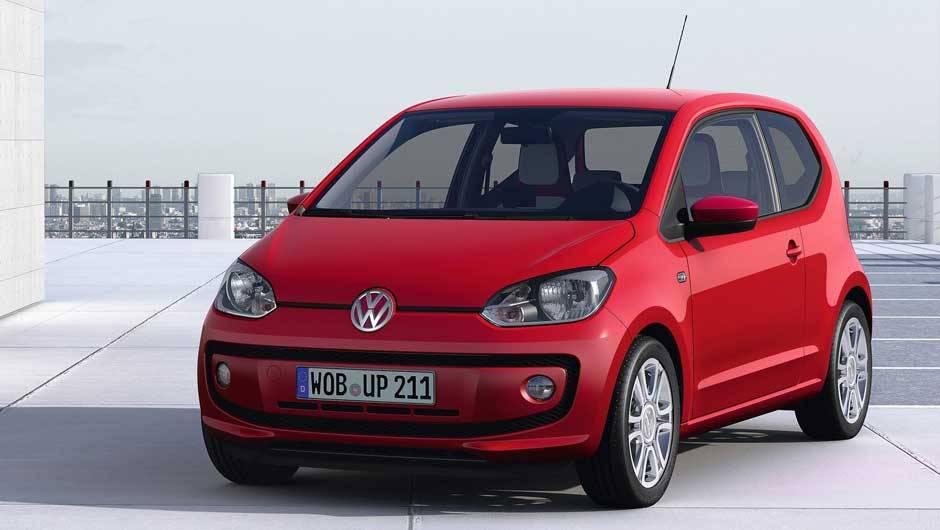 Design é baseado no conceito de mesmo nome. <a href="https://beta-develop.quatrorodas.abril.com.br/noticias/fabrincantes-volkswagem-mostra-detalhes-up-299370_p.shtml" rel="migration">Leia mais</a> Design é baseado no conceito de mesmo nome. <a href="https://beta-develop.quatrorodas.abril.com.br/noticias/fabrincantes-volkswagem-mostra-detalhes-up-299370_p.shtml" rel="migration">Leia mais</a>