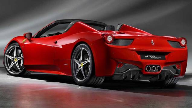 Novo roadster terá motor 4.5 V8 de 562 cv | <a href="https://beta-develop.quatrorodas.abril.com.br/noticias/ferrari-revela-detalhes-458-italia-spider-299554_p.shtml" rel="migration">Leia mais</a> Novo roadster terá motor 4.5 V8 de 562 cv | <a href="https://beta-develop.quatrorodas.abril.com.br/noticias/ferrari-revela-detalhes-458-italia-spider-299554_p.shtml" rel="migration">Leia mais</a>
