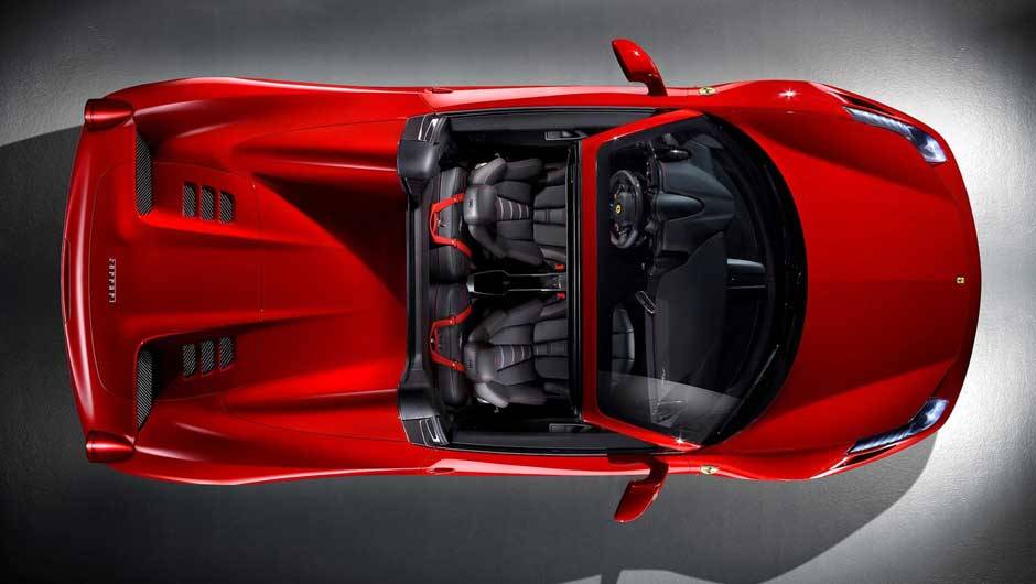 Esportivo atinge velocidade m&aacute;xima de 320 km/h | <a href="https://beta-develop.quatrorodas.abril.com.br/noticias/ferrari-revela-detalhes-458-italia-spider-299554_p.shtml" rel="migration">Leia mais</a>