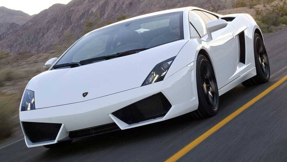 Gallardo LP 560-4 &eacute; um dos esportivos mais cobi&ccedil;ados da Lamborghini | <a href="https://beta-develop.quatrorodas.abril.com.br/noticias/lamborghini-ira-exibir-gallardo-lp-560-4-sao-paulo-299619_p.shtml" rel="migration">Leia mais</a>