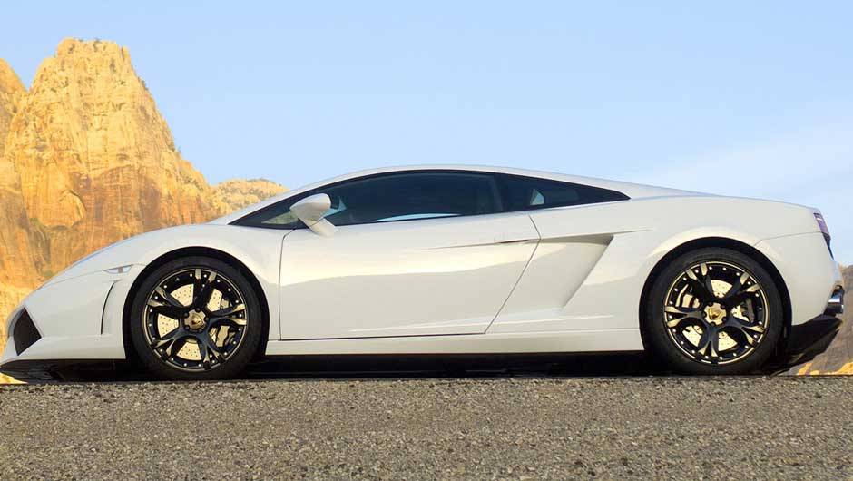 Distribuição concentra 43% do peso na dianteira e 57% na traseira | <a href="https://beta-develop.quatrorodas.abril.com.br/noticias/lamborghini-ira-exibir-gallardo-lp-560-4-sao-paulo-299619_p.shtml" rel="migration">Leia mais</a> Distribuição concentra 43% do peso na dianteira e 57% na traseira | <a href="https://beta-develop.quatrorodas.abril.com.br/noticias/lamborghini-ira-exibir-gallardo-lp-560-4-sao-paulo-299619_p.shtml" rel="migration">Leia mais</a>