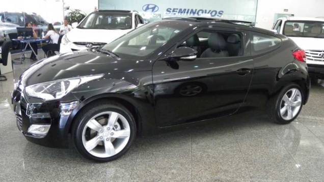 Hyundai Veloster | <a href="https://beta-develop.quatrorodas.abril.com.br/noticias/veloster-elantra-ja-estao-venda-concessionarias-hyundai-303518_p.shtml" rel="migration">Leia mais</a> Hyundai Veloster | <a href="https://beta-develop.quatrorodas.abril.com.br/noticias/veloster-elantra-ja-estao-venda-concessionarias-hyundai-303518_p.shtml" rel="migration">Leia mais</a>