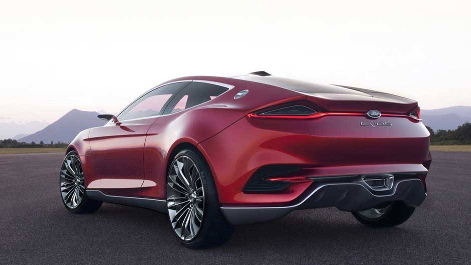 As linhas ousadas tamb&eacute;m chamam a aten&ccedil;&atilde;o | <a href="https://beta-develop.quatrorodas.abril.com.br/noticias/ford-mostra-cupe-esportivo-evos-300581_p.shtml" rel="migration">Leia mais</a>
