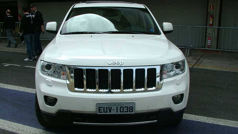 Carros da Jeep no QRX 2011