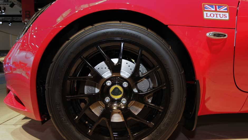 Torque m&aacute;ximo &eacute; de 25 mkgf