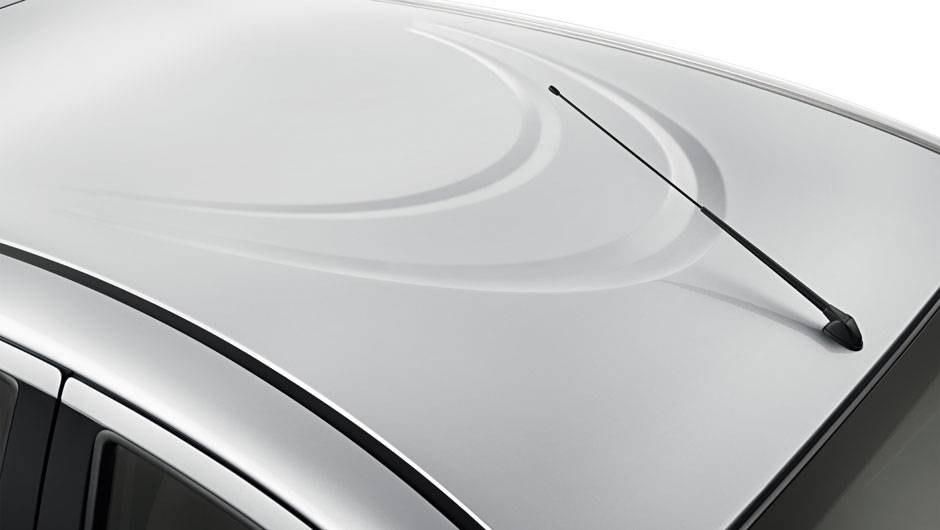 Vers&atilde;o 1.0 conta com duas op&ccedil;&otilde;es de acabamento <a href="https://beta-develop.quatrorodas.abril.com.br/carros/lancamentos/nissan-march-640874.shtml" rel="migration">Leia mais</a>