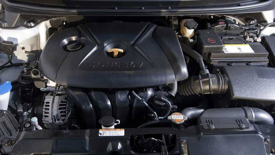 Motorização possui torque de 18,2 mkgf, a 4.700 rpm Motorização possui torque de 18,2 mkgf, a 4.700 rpm