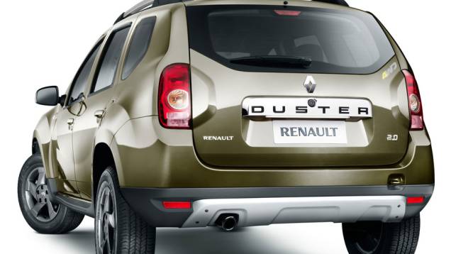 O estepe não fica na traseira, o que deixa a tampa livre | <a href="https://beta-develop.quatrorodas.abril.com.br/carros/lancamentos/renault-duster-642260.shtml" rel="migration">Leia mais</a> O estepe não fica na traseira, o que deixa a tampa livre | <a href="https://beta-develop.quatrorodas.abril.com.br/carros/lancamentos/renault-duster-642260.shtml" rel="migration">Leia mais</a>