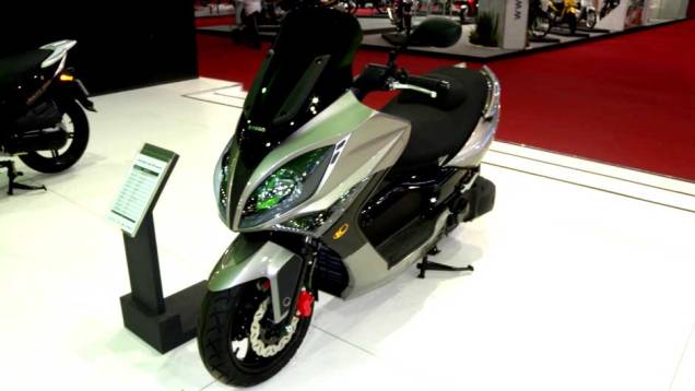 Xciting 500 Ri tem motor de 498cc | <a href="https://beta-develop.quatrorodas.abril.com.br/moto/noticias/kawasaki-ingressa-segmento-scooters-642233.shtml" rel="migration">Leia mais</a> Xciting 500 Ri tem motor de 498cc | <a href="https://beta-develop.quatrorodas.abril.com.br/moto/noticias/kawasaki-ingressa-segmento-scooters-642233.shtml" rel="migration">Leia mais</a>