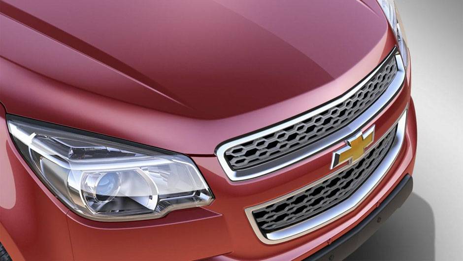 A grade frontal j&aacute; virou marca registrada da Chevrolet | <a href="https://beta-develop.quatrorodas.abril.com.br/noticias/gm-mostra-substituta-s10-304089_p.shtml" rel="migration">Leia mais</a>