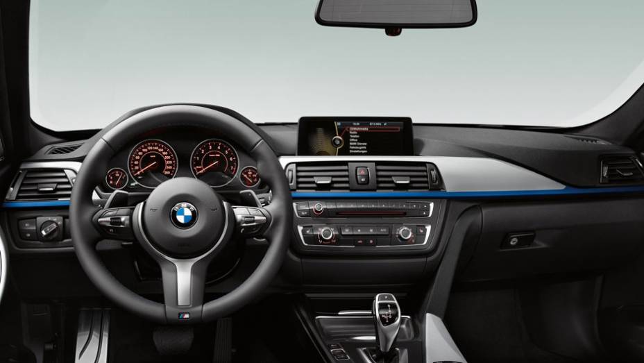 <a href="https://beta-develop.quatrorodas.abril.com.br/carros/lancamentos/bmw-serie-3-643331.shtml" rel="migration">Leia Mais</a> <a href="https://beta-develop.quatrorodas.abril.com.br/carros/lancamentos/bmw-serie-3-643331.shtml" rel="migration">Leia Mais</a>