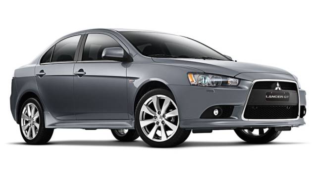 Vers&atilde;o topo de linha sai por R$ 89.990 | <a href="https://beta-develop.quatrorodas.abril.com.br/carros/lancamentos/mitsubishi-lancer-644557.shtml" rel="migration">Leia mais</a>