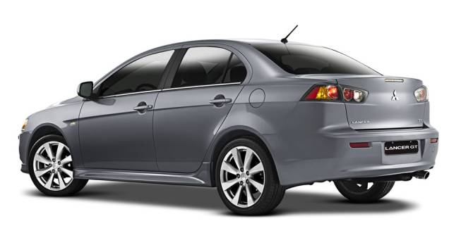 Vers&atilde;o GT sem opcionais sai por R$ 85.990 | <a href="https://beta-develop.quatrorodas.abril.com.br/carros/lancamentos/mitsubishi-lancer-644557.shtml" rel="migration">Leia mais</a>