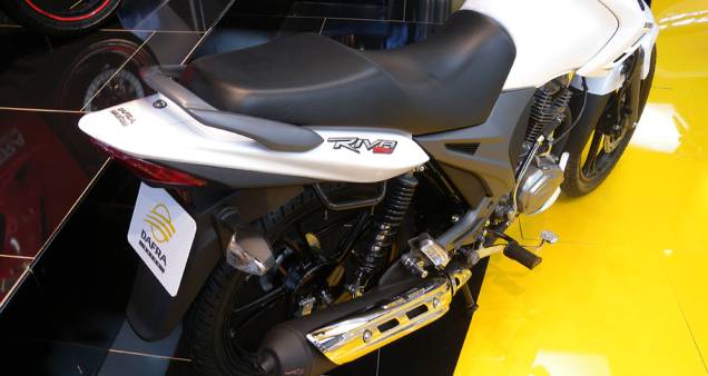 A pot&ecirc;ncia &eacute; de 12,1 cv a 8.250 rpm | <a href="https://beta-develop.quatrorodas.abril.com.br/moto/noticias/dafra-riva-150-mais-novidade-marca-642155.shtml" rel="migration">Leia mais</a>