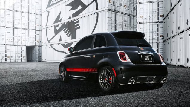 Opção turbo conta com melhorias e suspensão revisada | <a href="https://beta-develop.quatrorodas.abril.com.br/reportagens/salao/fiat-500-abarth-646523.shtml" rel="migration">Leia mais</a> Opção turbo conta com melhorias e suspensão revisada | <a href="https://beta-develop.quatrorodas.abril.com.br/reportagens/salao/fiat-500-abarth-646523.shtml" rel="migration">Leia mais</a>