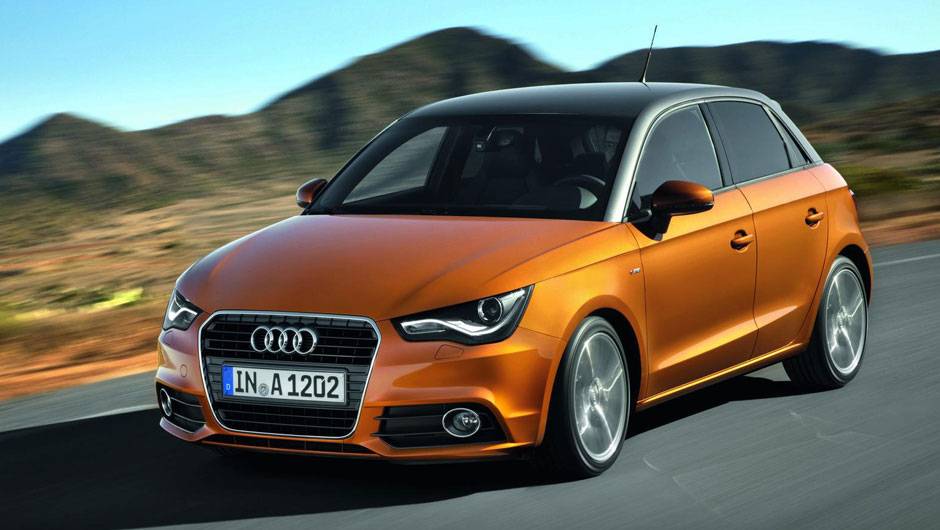O A1 Sportback é mais largo e mais alto que o modelo com duas portas | <a href="https://beta-develop.quatrorodas.abril.com.br/carros/lancamentos/audi-a1-sportback-646768.shtml" rel="migration">Leia mais</a> O A1 Sportback é mais largo e mais alto que o modelo com duas portas | <a href="https://beta-develop.quatrorodas.abril.com.br/carros/lancamentos/audi-a1-sportback-646768.shtml" rel="migration">Leia mais</a>