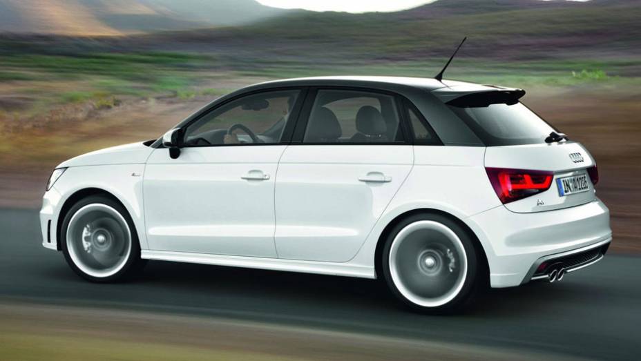 Branco está na moda. Que tal comprar um A1 nesta cor? | <a href="https://beta-develop.quatrorodas.abril.com.br/carros/lancamentos/audi-a1-sportback-646768.shtml" rel="migration">Leia mais</a> Branco está na moda. Que tal comprar um A1 nesta cor? | <a href="https://beta-develop.quatrorodas.abril.com.br/carros/lancamentos/audi-a1-sportback-646768.shtml" rel="migration">Leia mais</a>