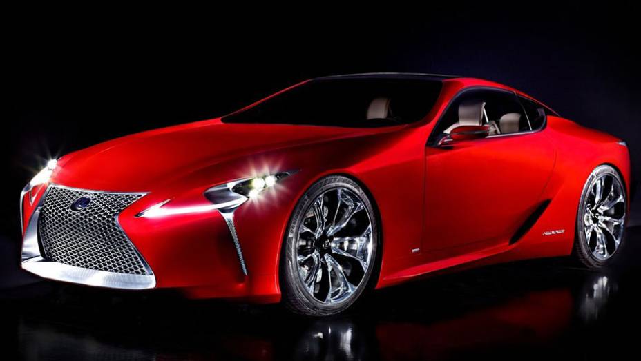 Modelo d&aacute; uma pr&eacute;via da linha que a Lexus adotar&aacute; nos pr&oacute;ximos lan&ccedil;amentos