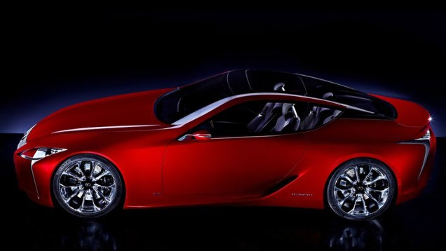 Segundo a Lexus, motor será dianteiro Segundo a Lexus, motor será dianteiro
