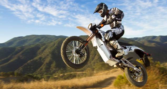 Primeiras unidades da Zero 2012 j&aacute; est&atilde;o sendo montadas | <a href="https://beta-develop.quatrorodas.abril.com.br/moto/noticias/zero-versao-2012-675928.shtml" rel="migration">Leia mais</a>
